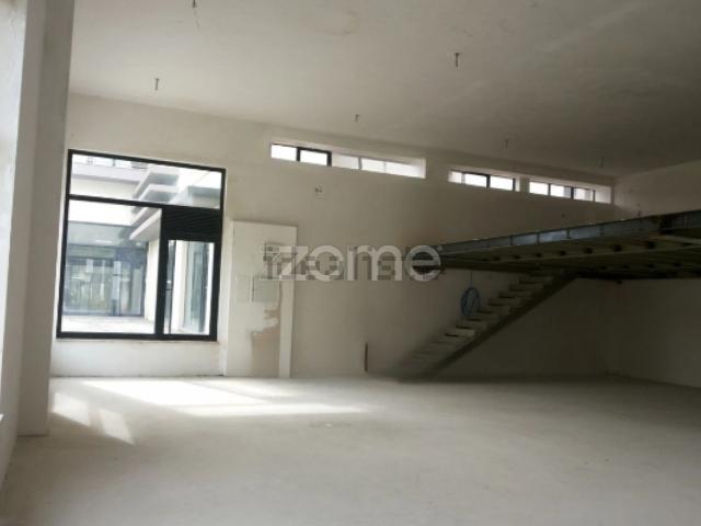 Loja venda em Repeses e São Salvador, Viseu