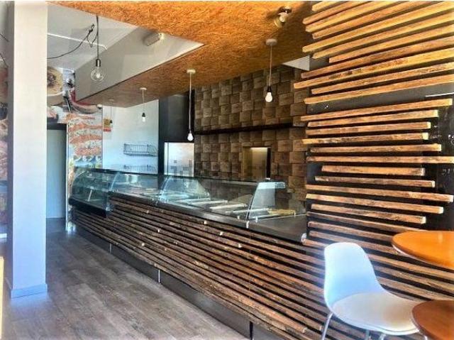Ponto Comercial venda em Póvoa De Santa Iria, Bragadas