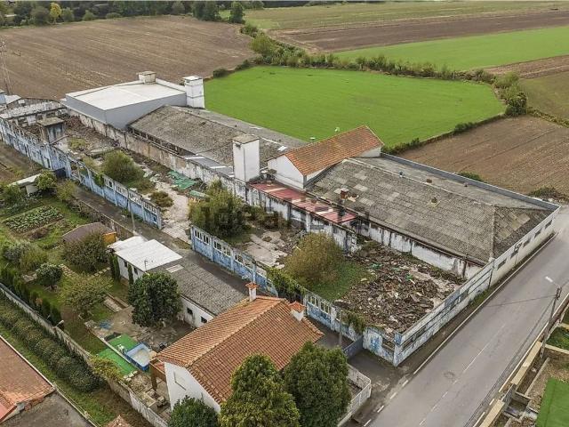 Armazém venda em Gavião, Braga