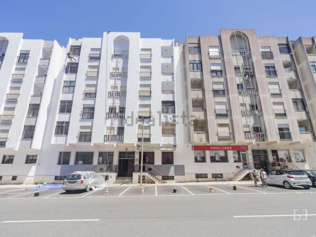 Loja venda em Serra das Minas, Sintra