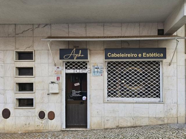 Ponto Comercial venda em Rio De Mouro, Quinta Grande