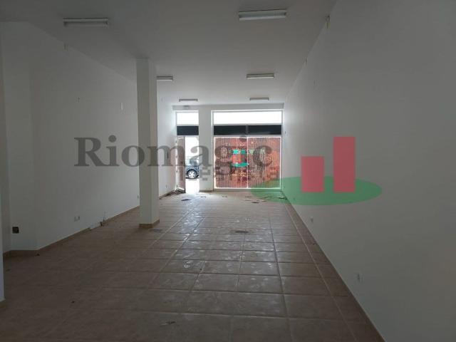 Loja venda em Rio Maior, Santarém
