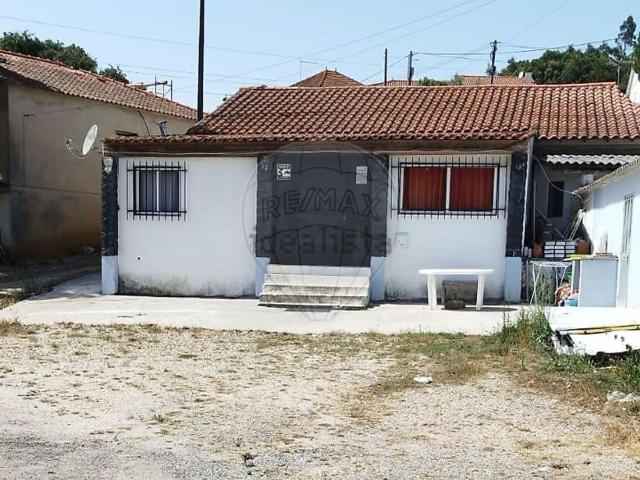 Armazém venda em Rio Maior, Santarém