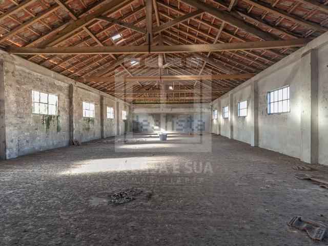 Armazém venda em Santa Maria Da Feira, Aveiro
