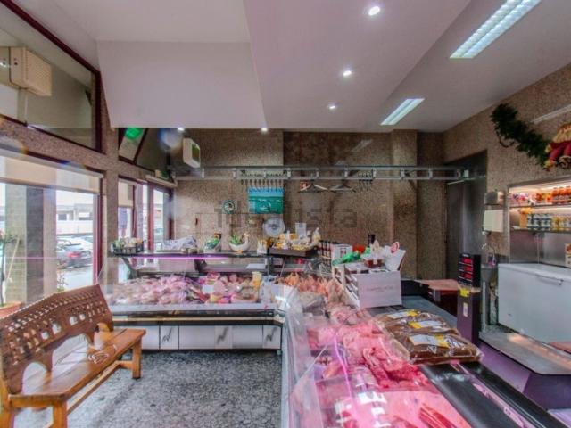 Loja alugar em Giesta, Gondomar