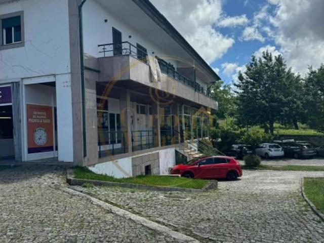 Garagem venda em Rebordões, Boalhosa