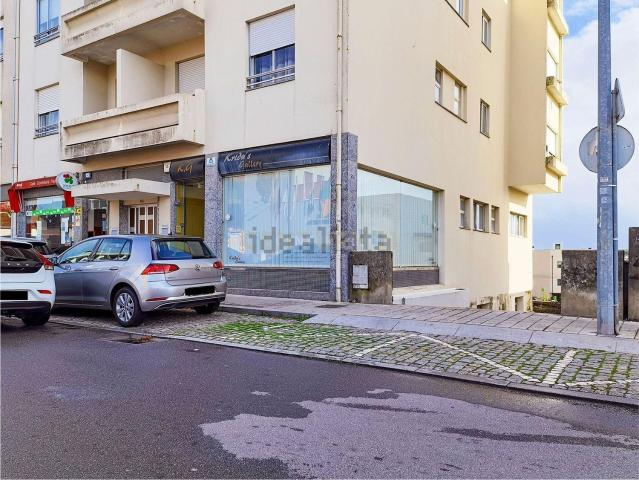Loja venda em Fonte Pedrinha, Gondomar
