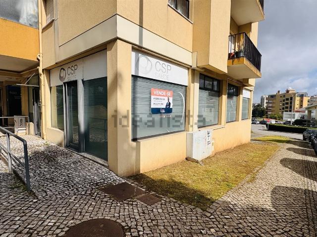 Loja venda em São João Da Madeira, Aveiro