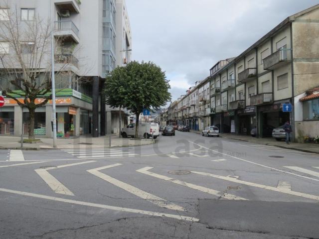 Armazém venda em São José de São Lázaro, Braga