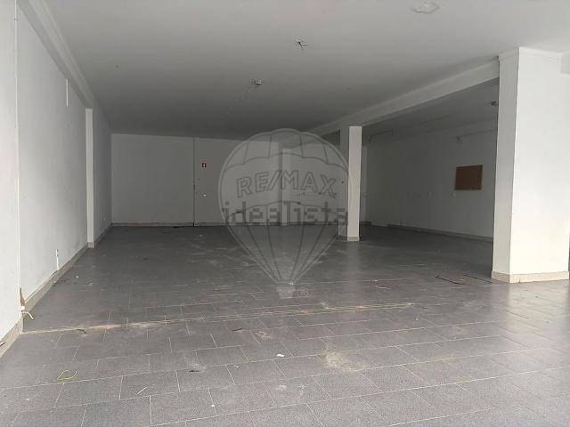 Loja venda em São José de São Lázaro, Braga