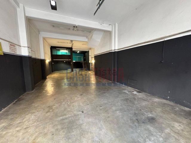 Armazém venda em São José de São Lázaro, Braga