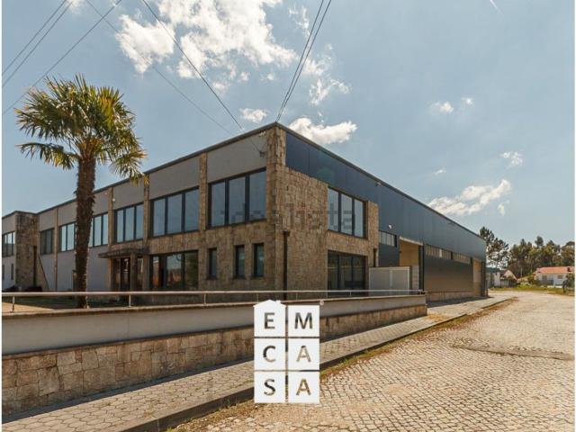 Armazém alugar em São Roque, Samil