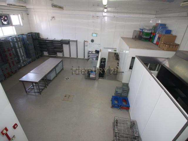 Armazém venda em Setúbal