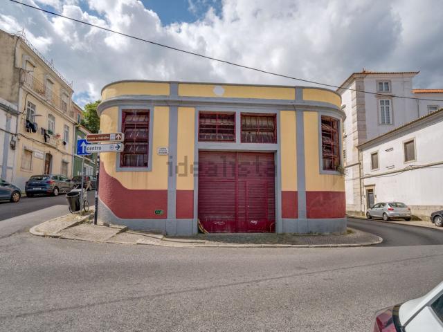 Armazém venda em Setúbal