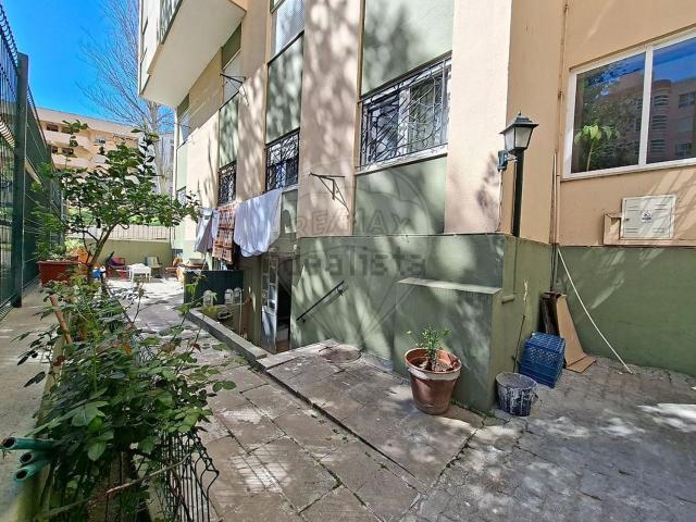 Loja venda em Afonso Costa, Setúbal