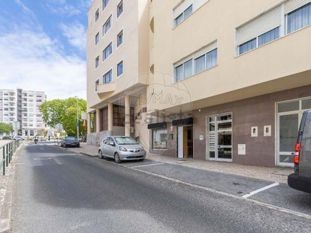 Loja alugar em Setúbal