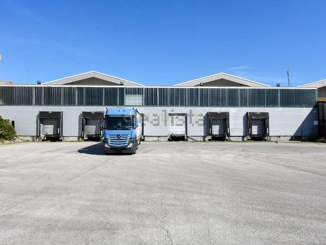 Armazém alugar em Setúbal