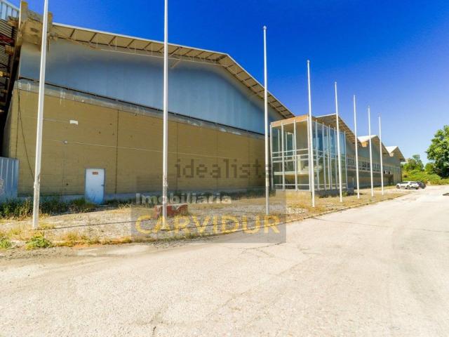 Armazém alugar em Setúbal
