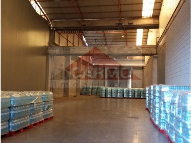 Armazém alugar em Setúbal