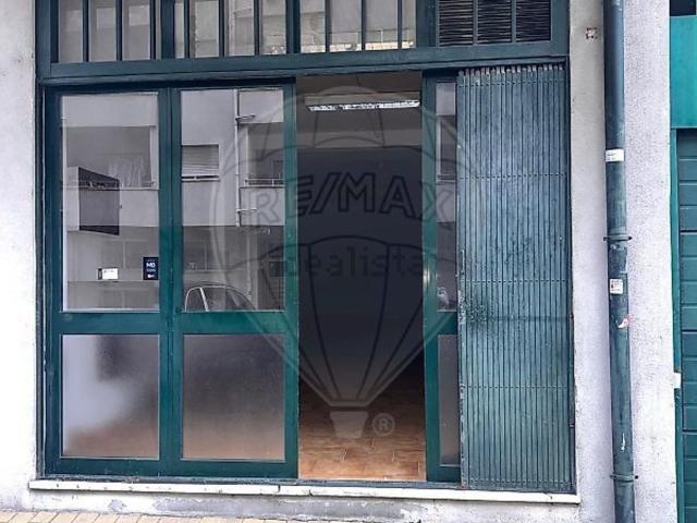 Loja venda em Braga (São Vicente), Braga