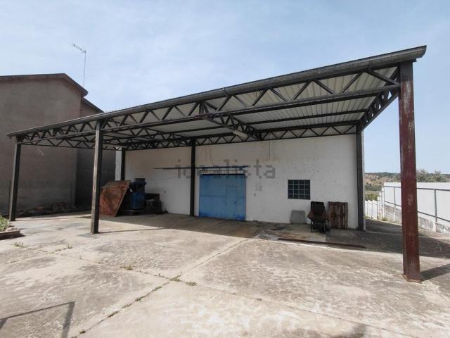 Armazém venda em Abrantes, Santarém