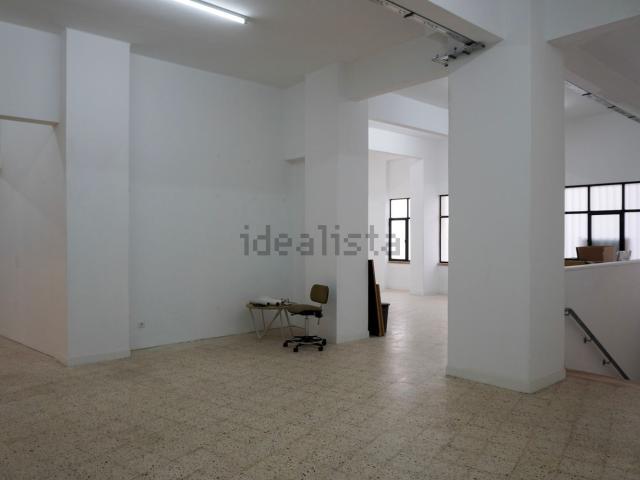 Armazém venda em Terraços da Ponte, Santiago Dos Velhos