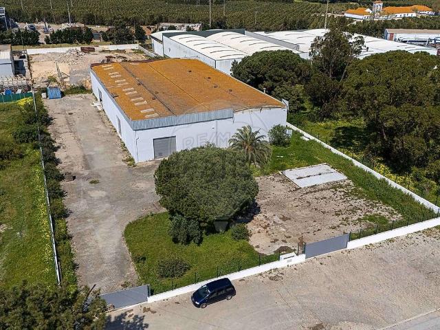 Armazém venda em Setúbal