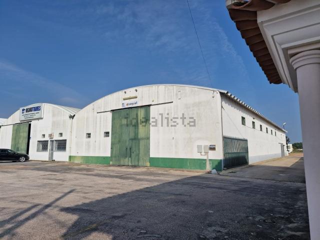 Armazém venda em Salvaterra De Magos, Santarém