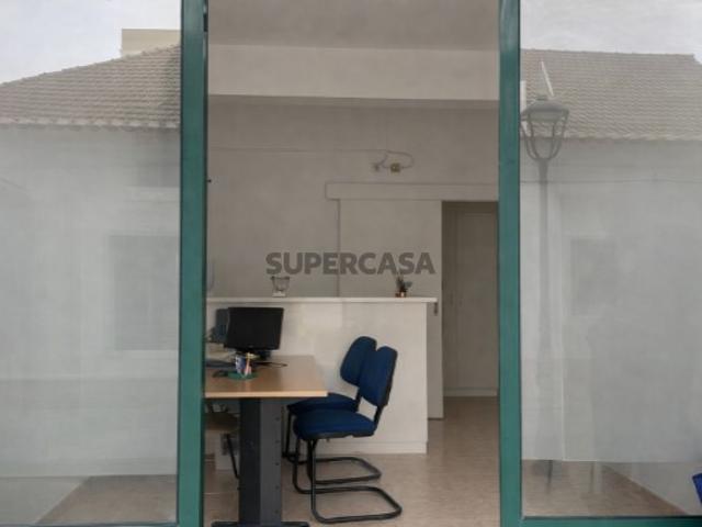 Armazém venda em Salvaterra De Magos, Santarém