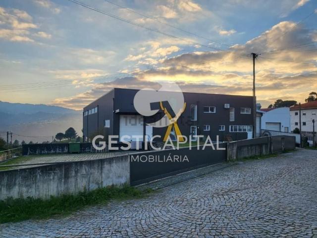 Armazém alugar em Sande, Porto