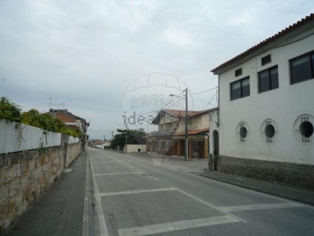Armazém alugar em Anadia, Aveiro