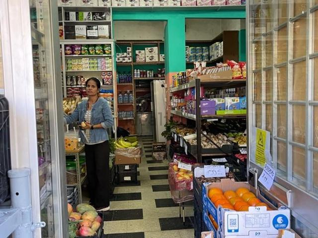 Loja venda em Santa Clara, Lisboa