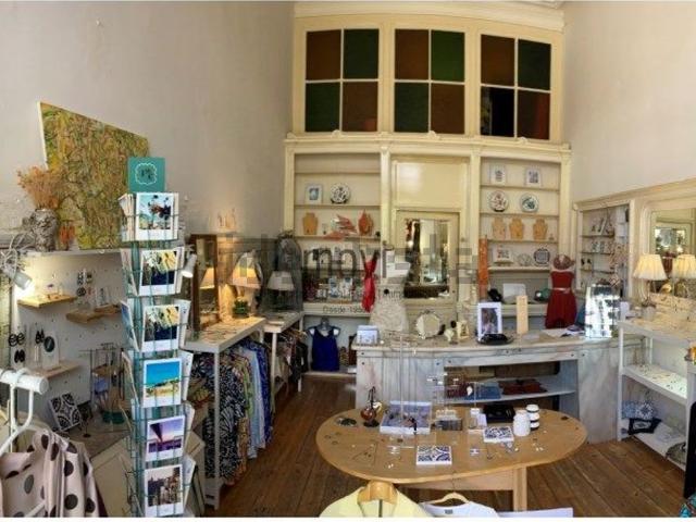 Loja venda em São Vicente de Fora, Lisboa