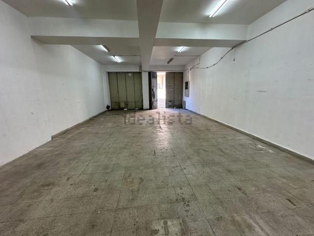 Armazém venda em São Vicente de Fora, Lisboa