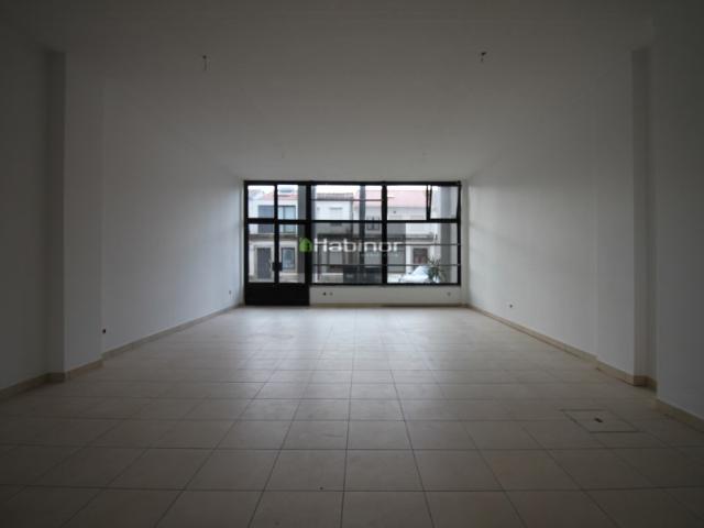 Loja venda em Meadela