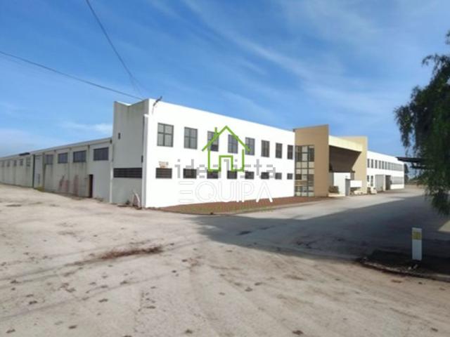 Armazém venda em Torres Novas, Santarém