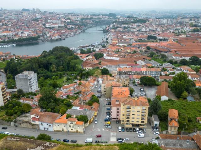 Loja venda em Lugar do Castelo, Vila Nova De Gaia