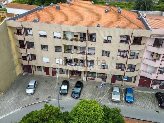 Loja venda em Lugar do Castelo, Vila Nova De Gaia