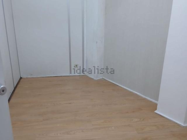 Armazém alugar em Devesas, Vila Nova De Gaia