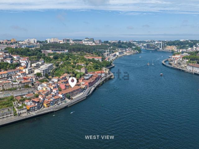Loja venda em Lugar do Castelo, Vila Nova De Gaia