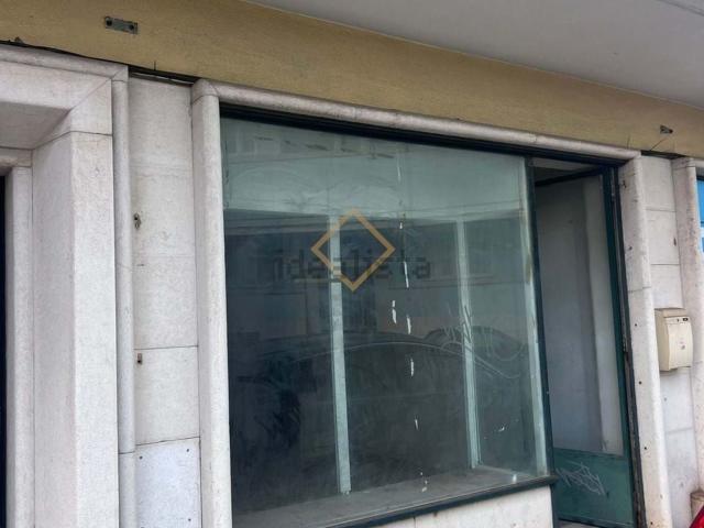 Loja alugar em Santo António, Lisboa