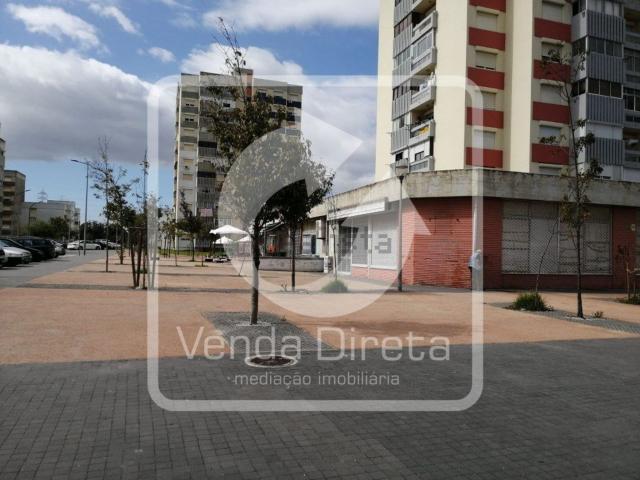 Loja venda em Cidade Sol, Santo António Da Charneca