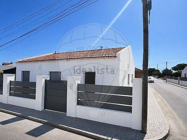 Armazém venda em Santo António Da Charneca, Setúbal