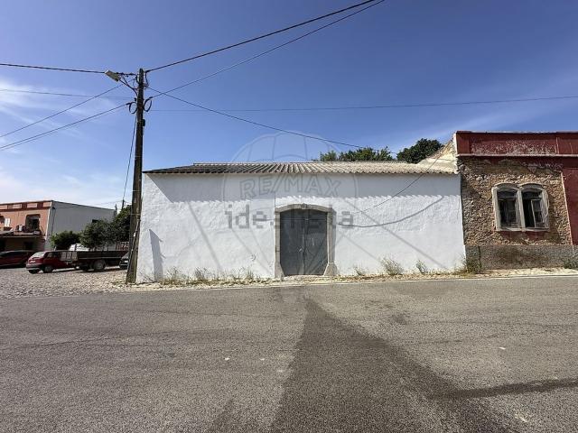 Armazém venda em Sequeade e Bastuço (São João e Santo Estêvão), Arcozelo
