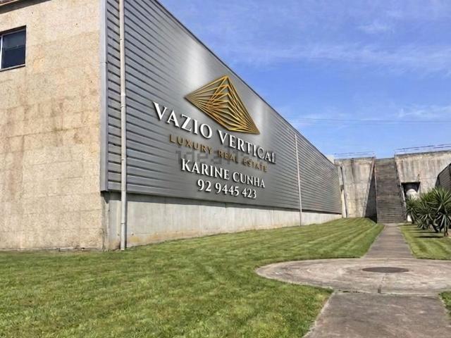 Armazém alugar em Santo Tirso, Porto