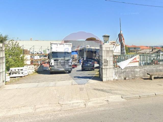 Armazém venda em Santo Tirso, Porto