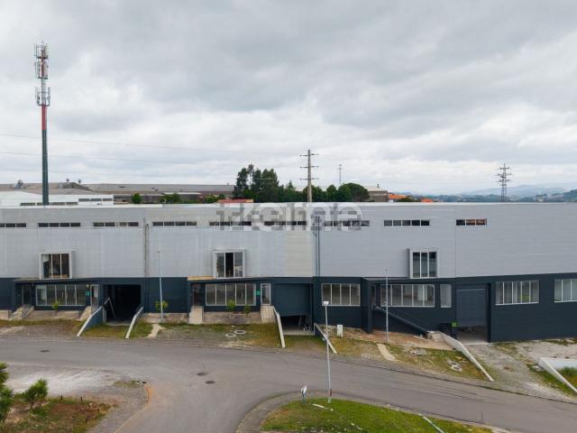 Armazém venda em Santo Tirso, Porto