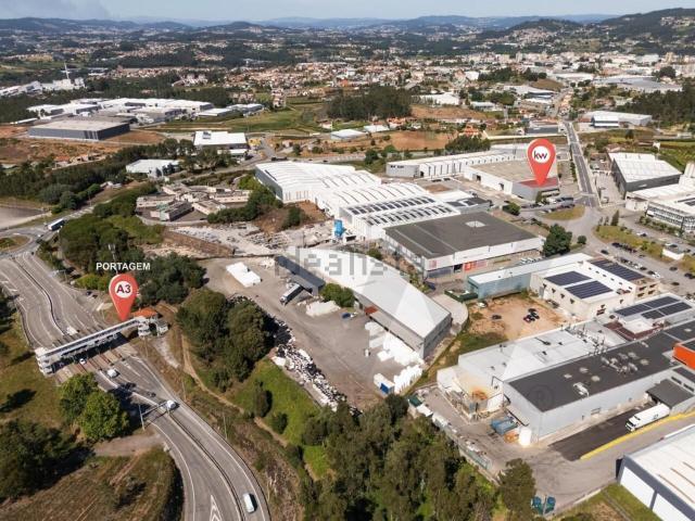 Armazém alugar em Santo Tirso, Porto