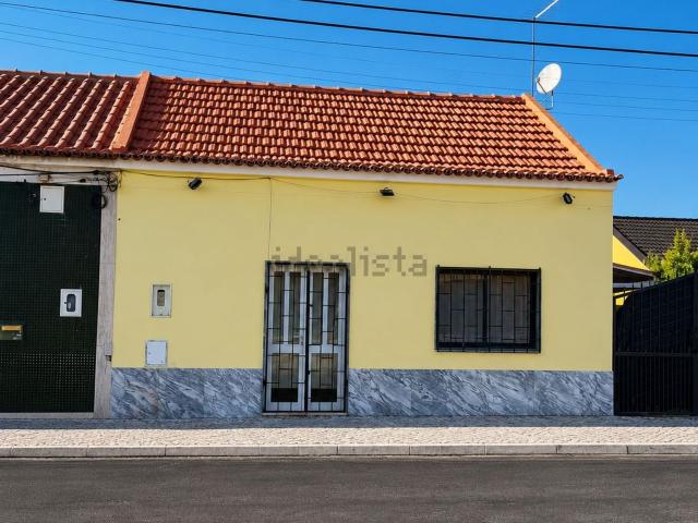 Loja venda em Arce, Montijo