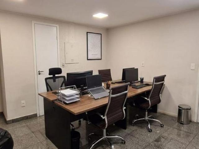 Ponto Comercial venda em HCGN 715, Plano Piloto